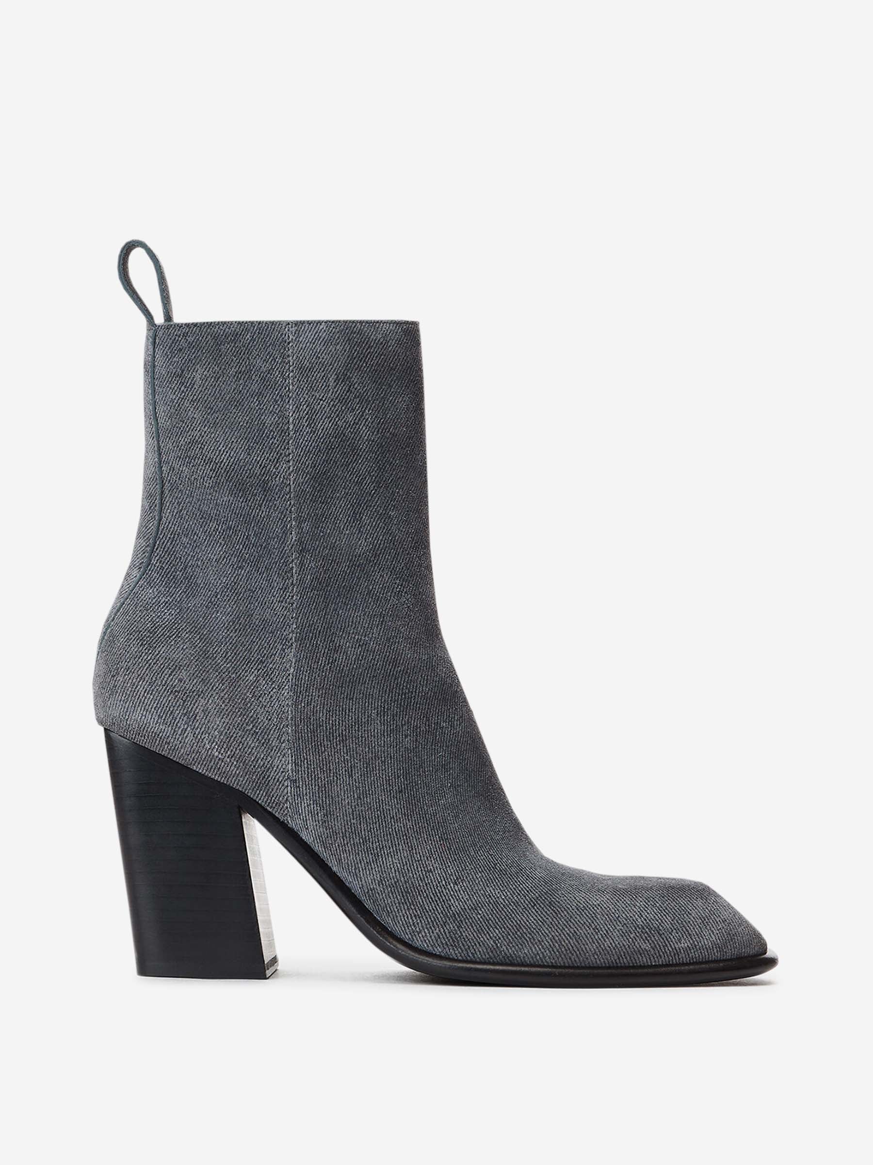 Alexander Wang Botas Tacon Piel color Gris Piedra sku 805-000766 01 - Foto 1