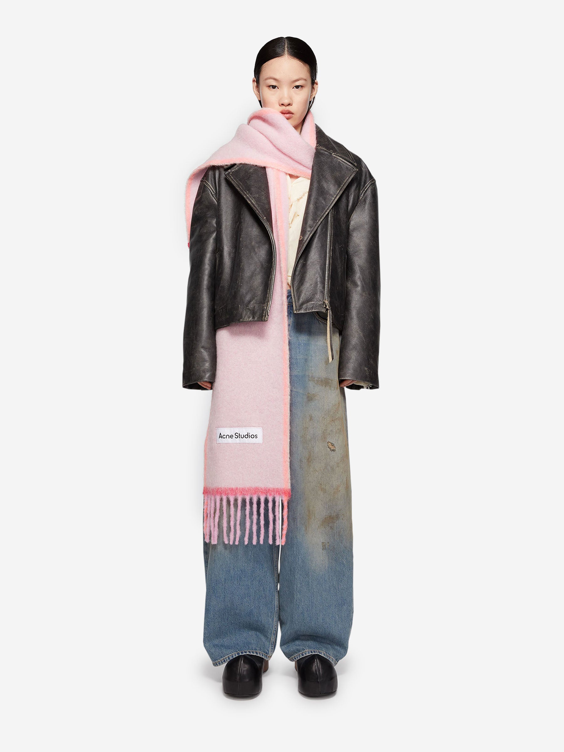 Acne Studios Bufanda Alpaca Tie Dye color Rosa sku 840-000770 02 - Foto 2