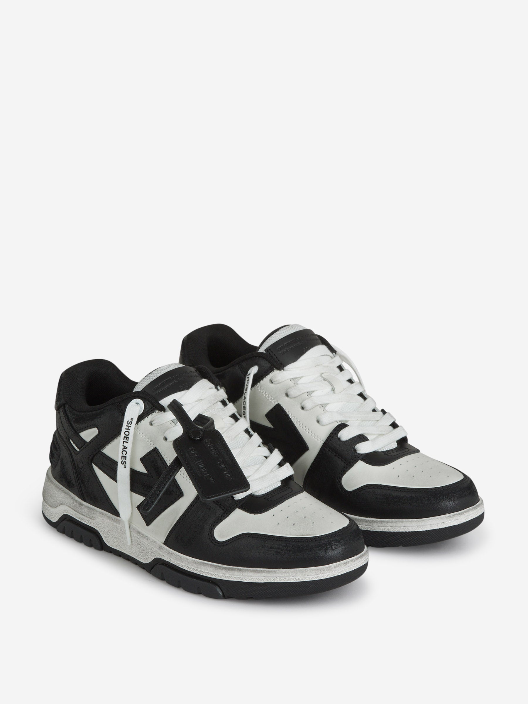 Off-White Sneakers Out Of Office color Negro sku 616-002875 01 - Foto 2