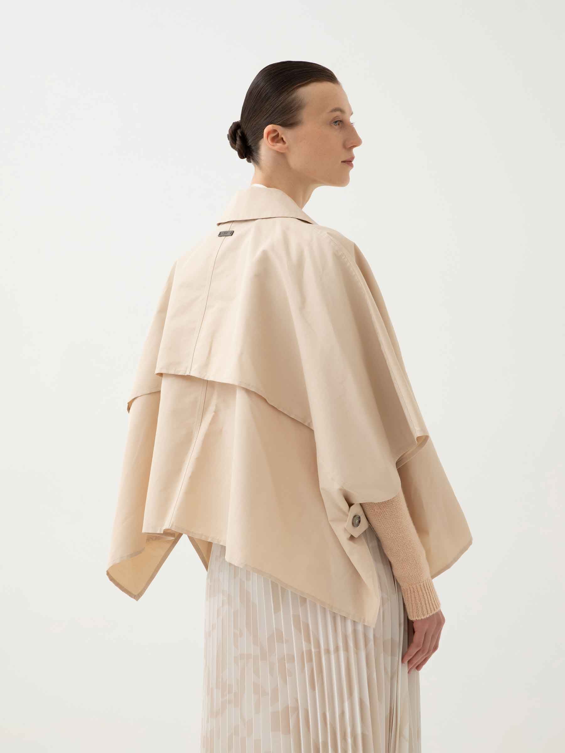 Lightweight Twill Cross Cape