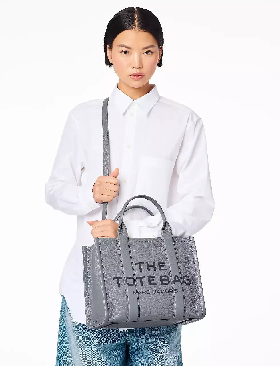 Marc Jacobs Bolso Bandolera The Tote Bag M color Gris Claro sku 810-007663 00 - Foto 1