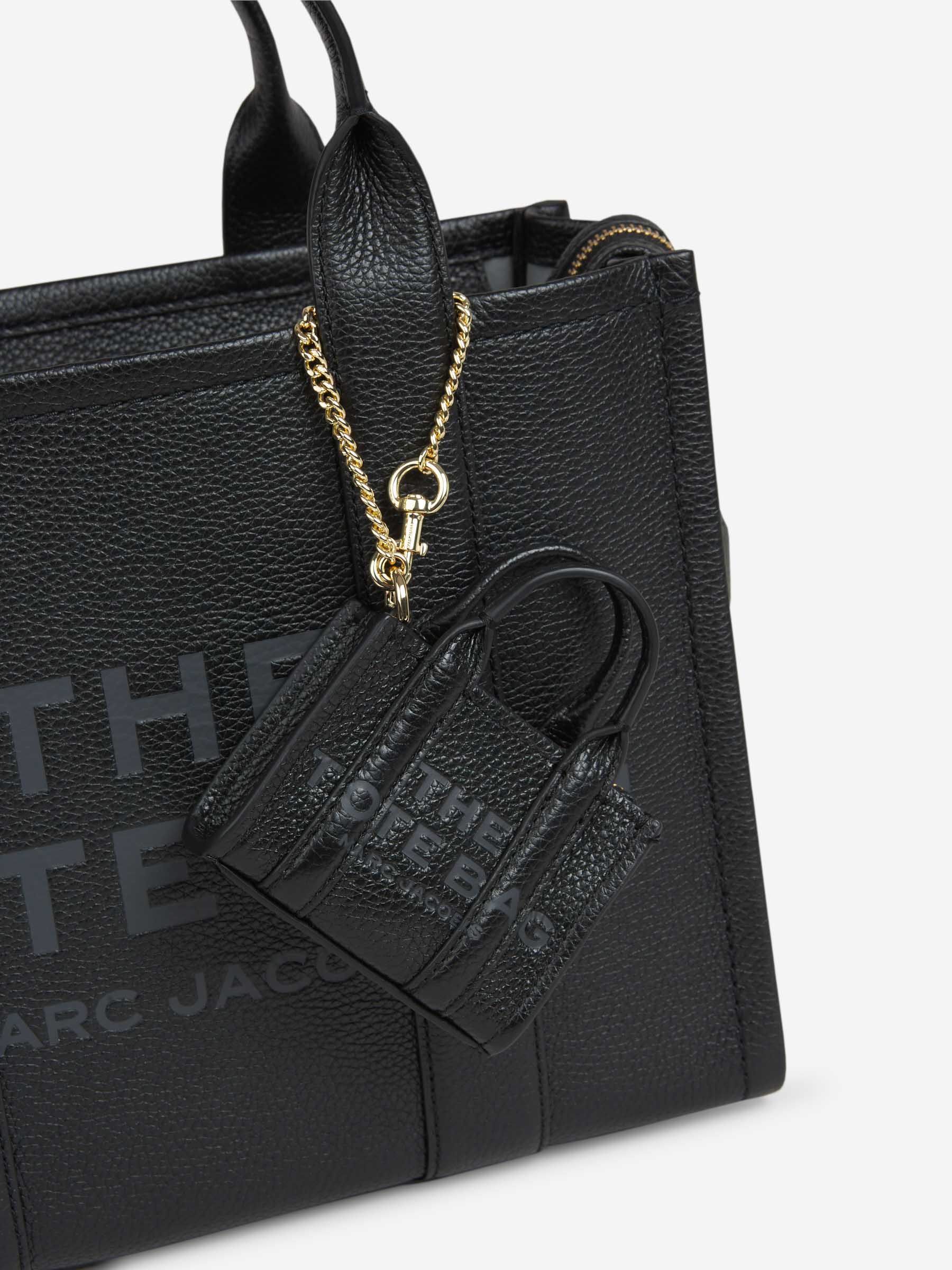 Marc Jacobs Cartera The Nano Tote Bag Charm color Negro sku 820-000712 04 - Foto 5