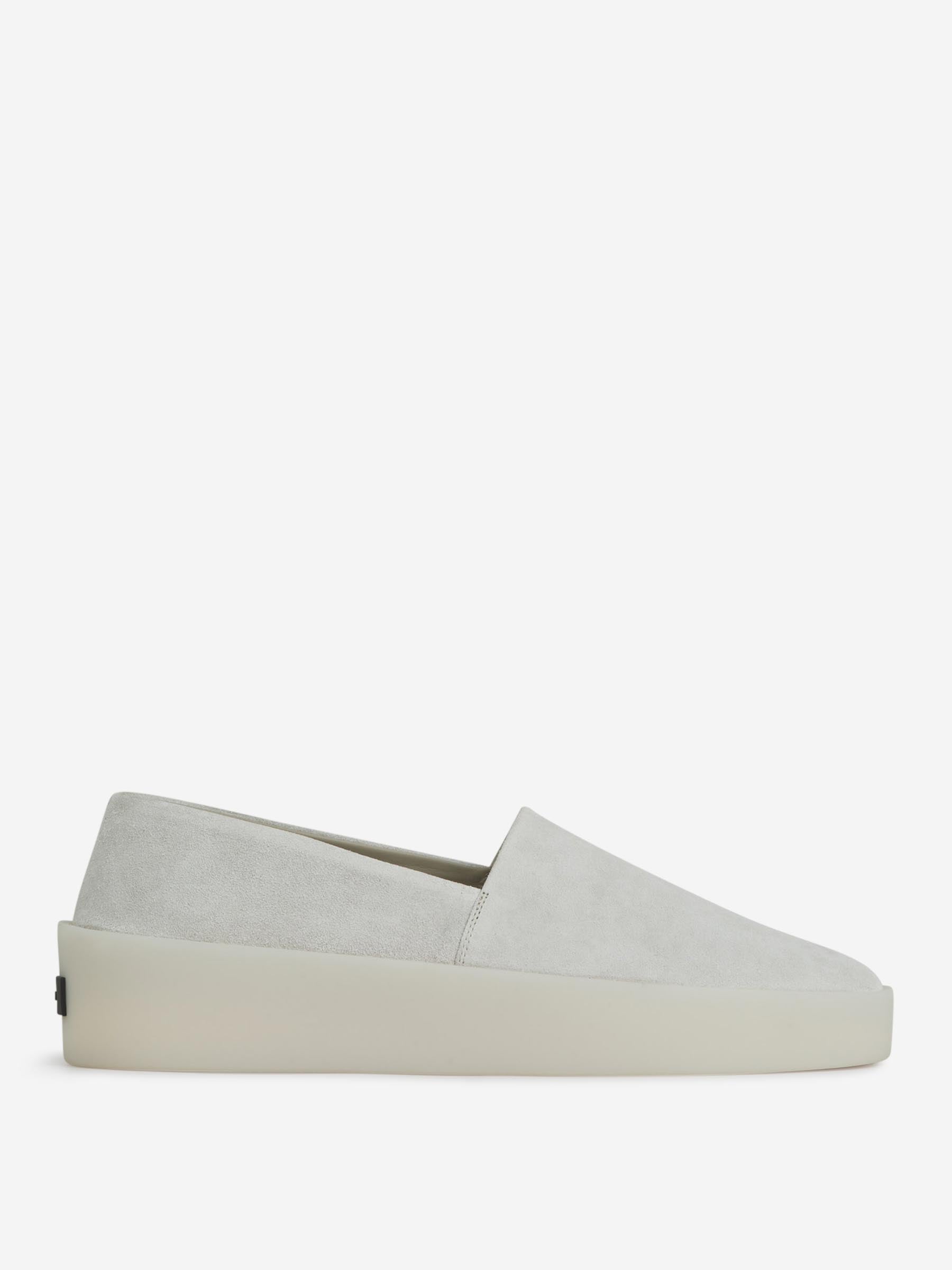 Fear of God Alpargatas Piel Ante color Gris Claro sku 613-000443 01 - Foto 1