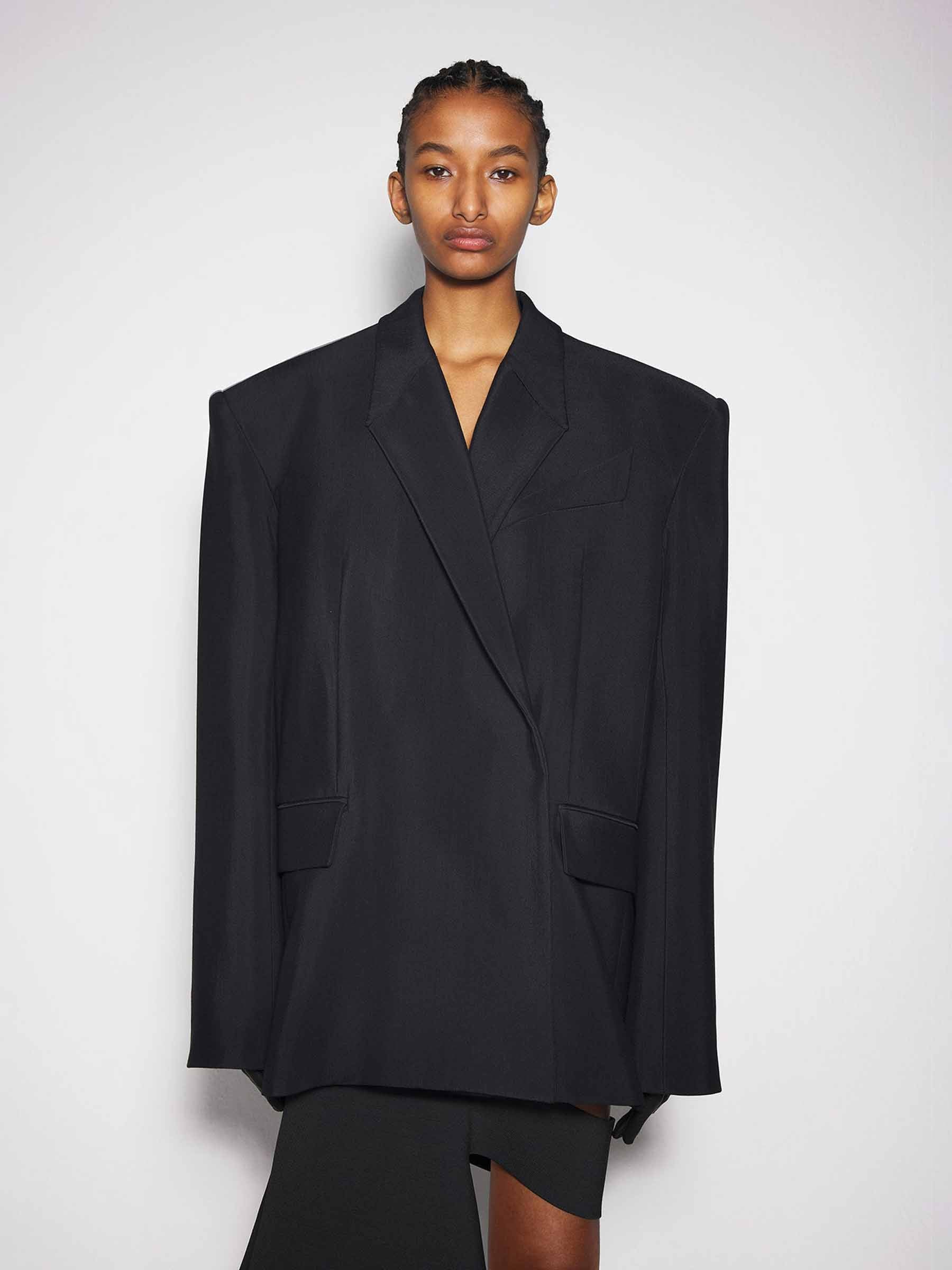 Mugler Blazer Estructurada Oversized color Negro sku 741-002143 01 - Foto 2